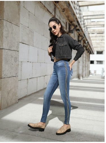 Roadster Women Blue Washed Mid-Rise Side Striped Denim Jean's (Size-30)