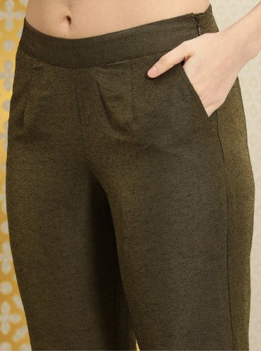 House of Pataudi Women Jashn Kurta with Trousers & Shawl (Size-XXL)