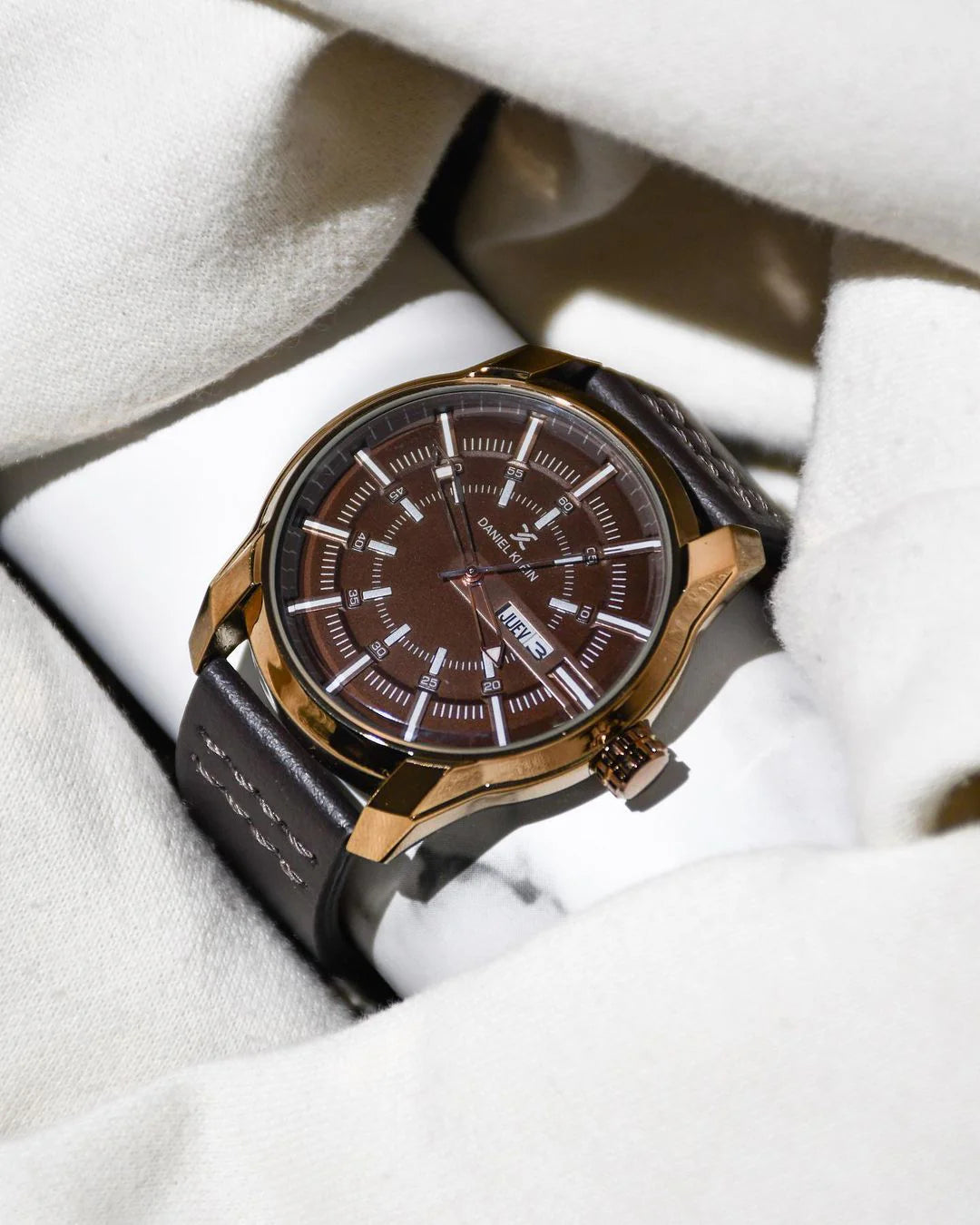 Daniel Klein Premium Men Brown Dial Watch (DK11599-4)