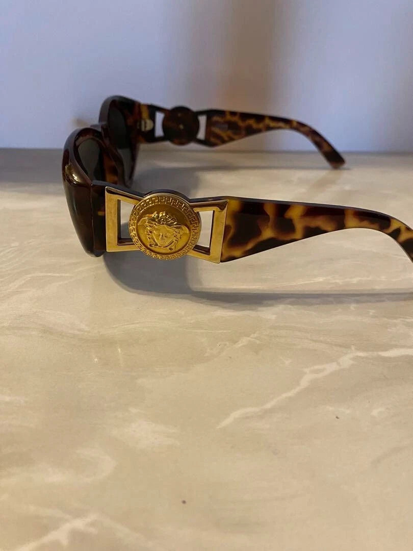 Gianni Versace Unisex sunglasses Vintage MOD.424 COL.869 OD