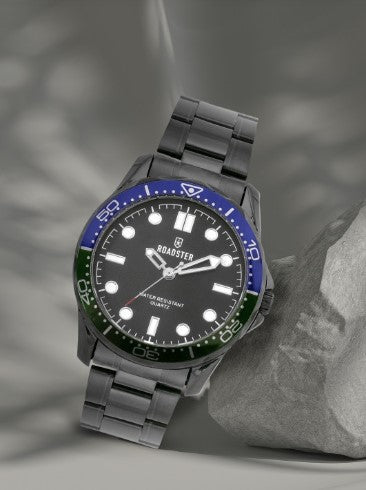 Roadster Men Black Analogue Watch MFB-PN-PF-DK2918