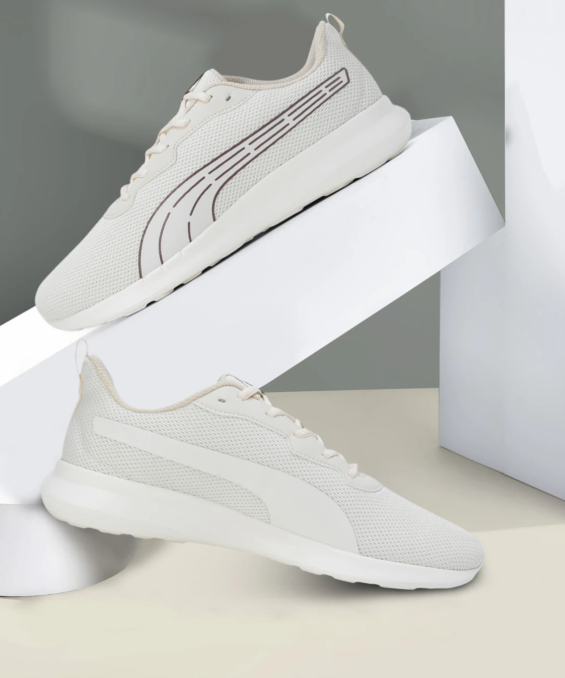 PUMA Runwyn Sneakers For Men (White , 10)