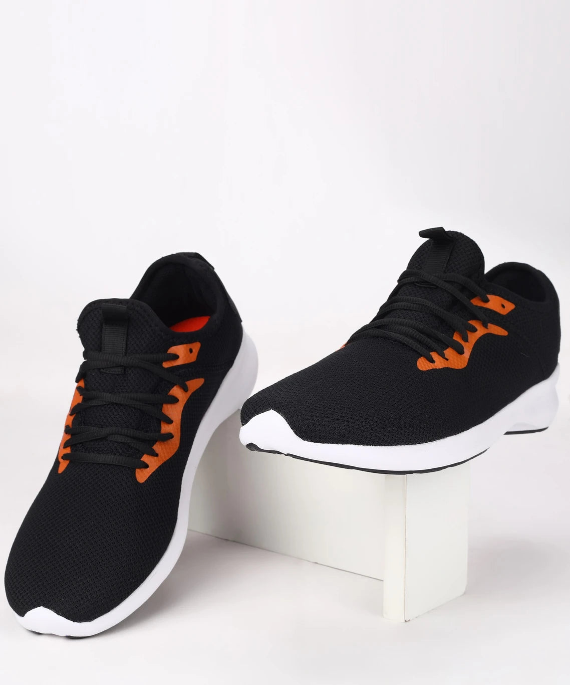 PUMA Corode Sneakers For Men (Black , 7 )