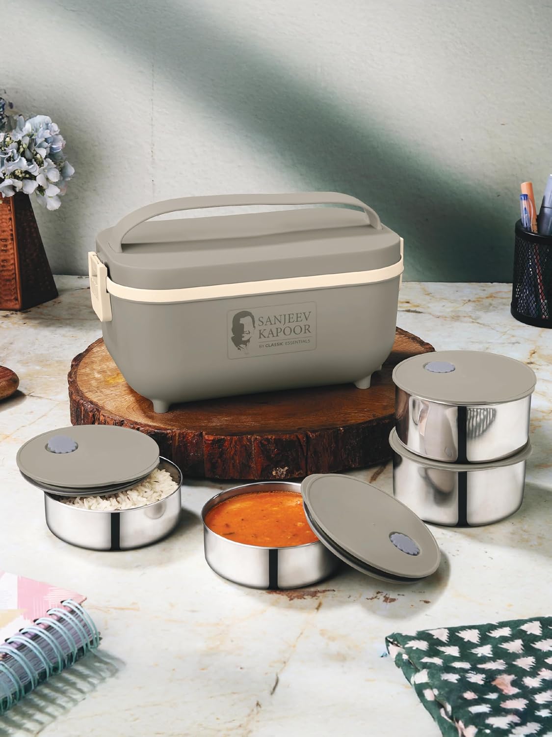 Sanjeev Kapoor Electric Lunch Box Set of 4 (2×300ml, 2×400ml) | Plug & Heat Food Warmer | Heats in 35–40 Min | Retains Nutrients & Freshness | Portable, Durable & Shock-Proof